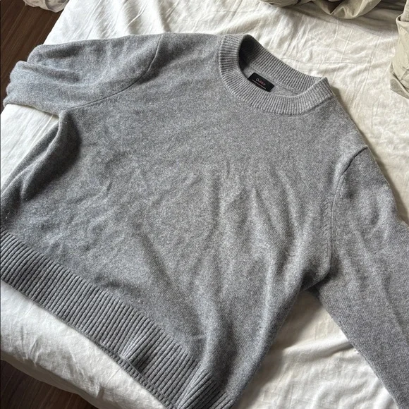 Quince Mongolian Cashmere Oversized Crewneck Heather Grey Sweater - Picture 8 of 12